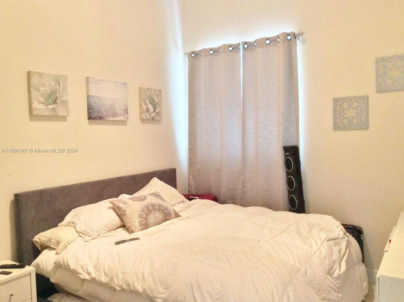 Small Image of 1250 SOUTH MIAMI AVE #3603, Miami Number 9