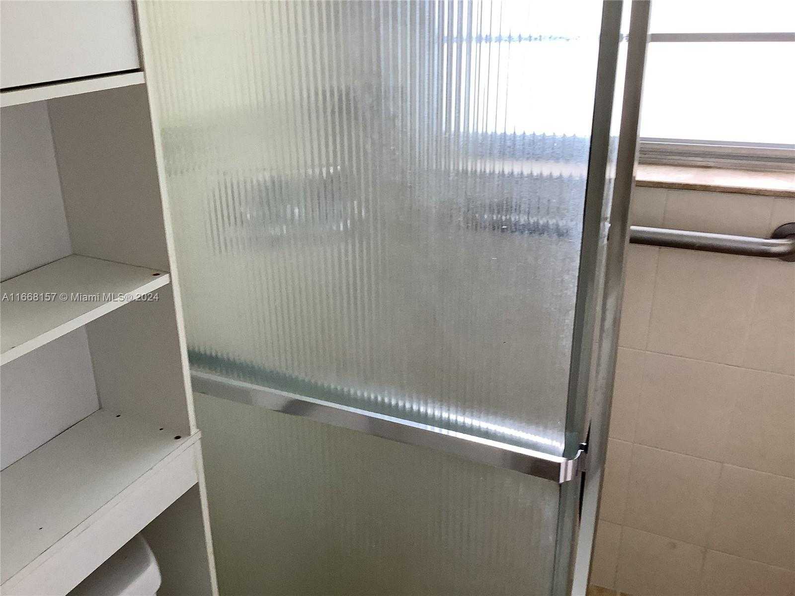 Small Image of 60 WINDSOR C #60, West Palm Beach Number 24