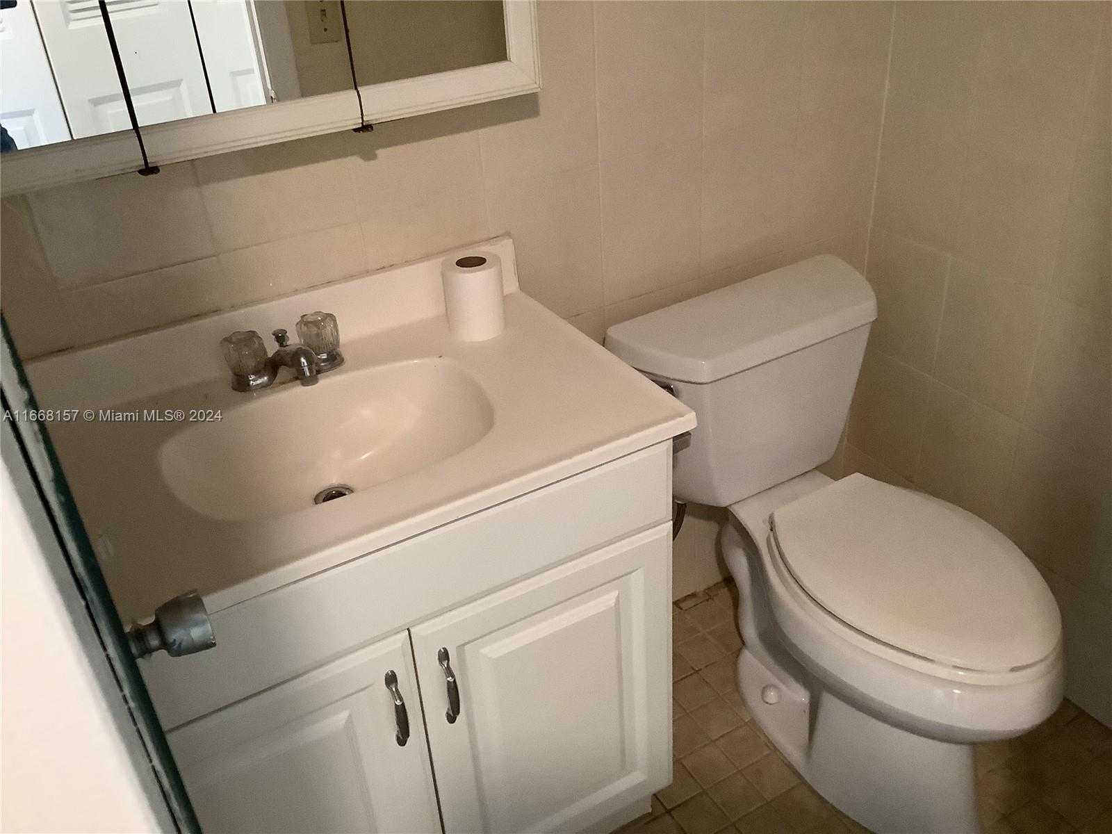 Small Image of 60 WINDSOR C #60, West Palm Beach Number 26