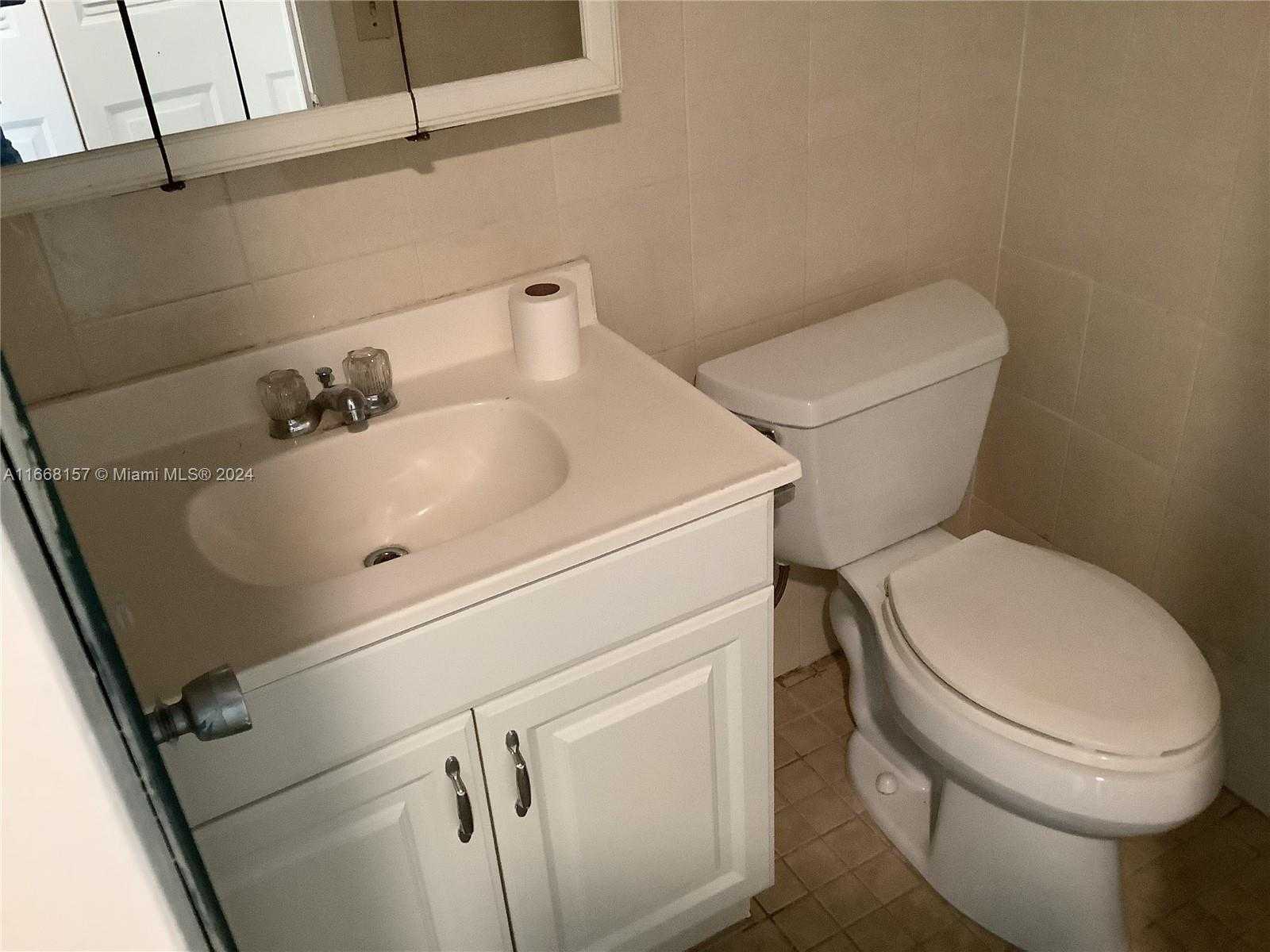 Small Image of 60 WINDSOR C #60, West Palm Beach Number 27