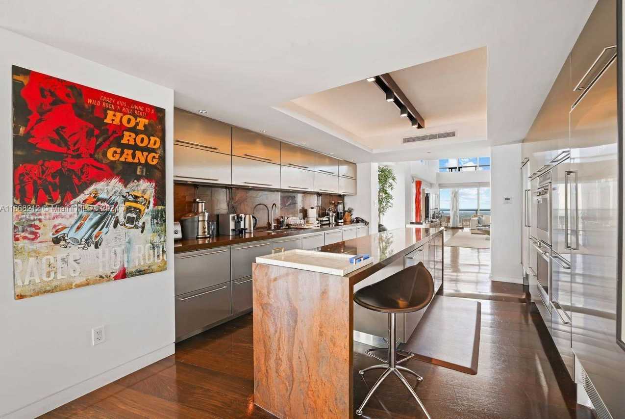 Small Image of 450 ALTON RD #PH2, Miami Beach Number 14