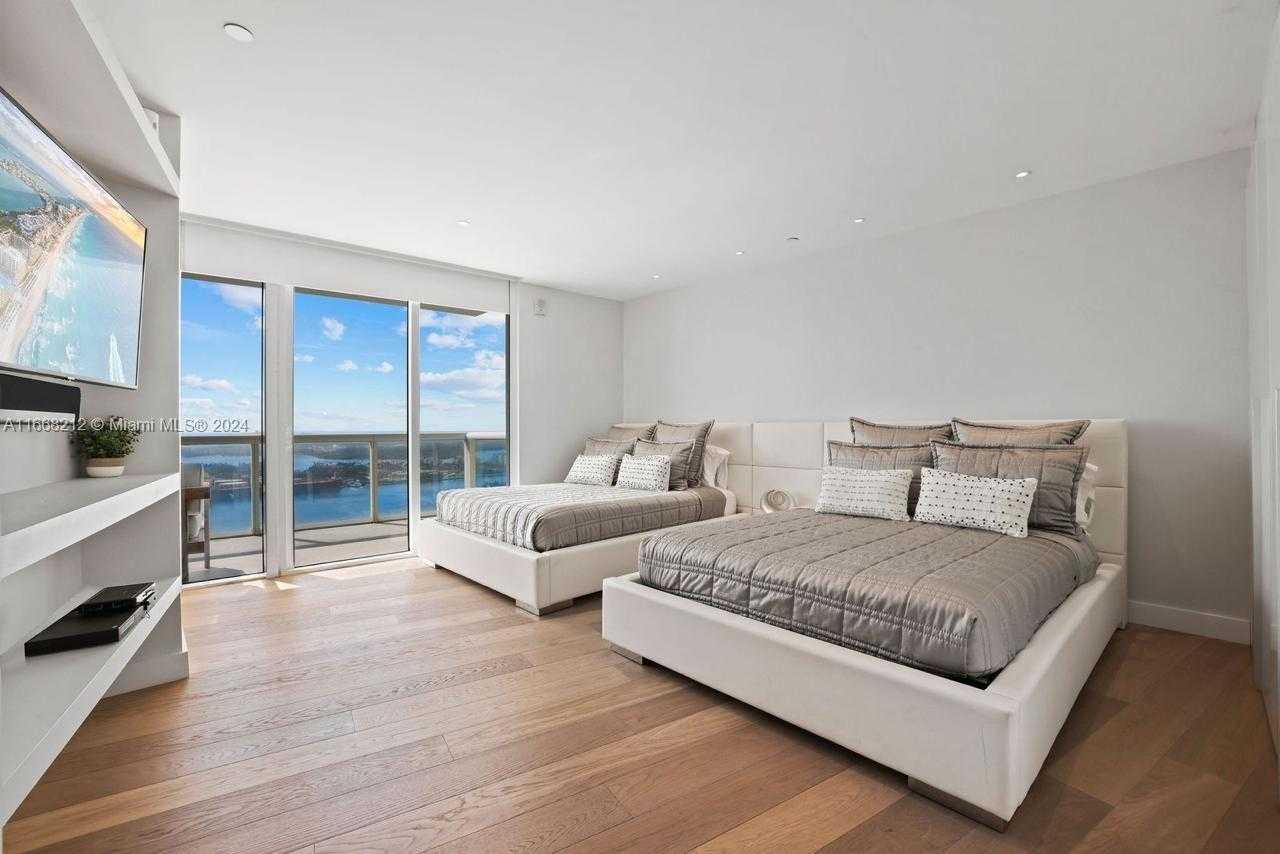 Small Image of 450 ALTON RD #PH2, Miami Beach Number 29