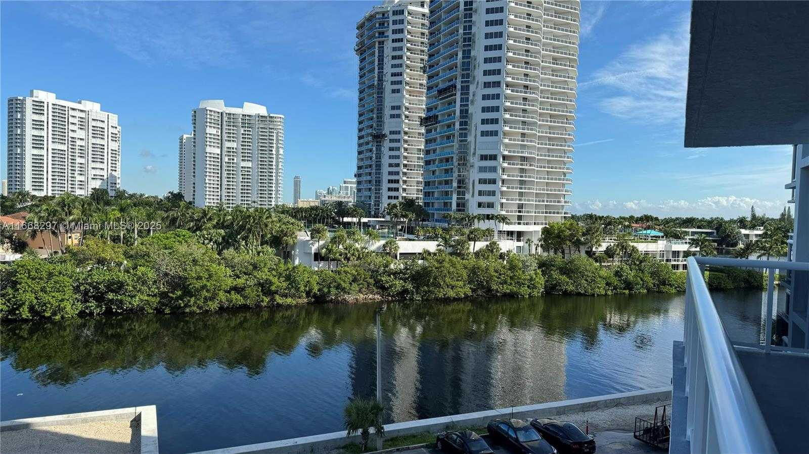 Small Image of 20505 EAST COUNTRY CLUB DR #531, Aventura Number 18