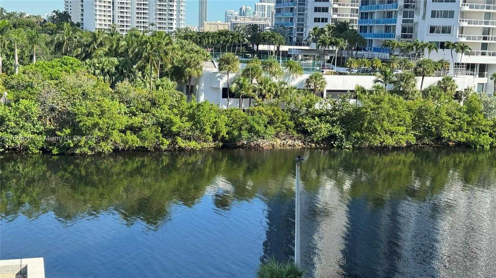 Small Image of 20505 EAST COUNTRY CLUB DR #531, Aventura Number 22