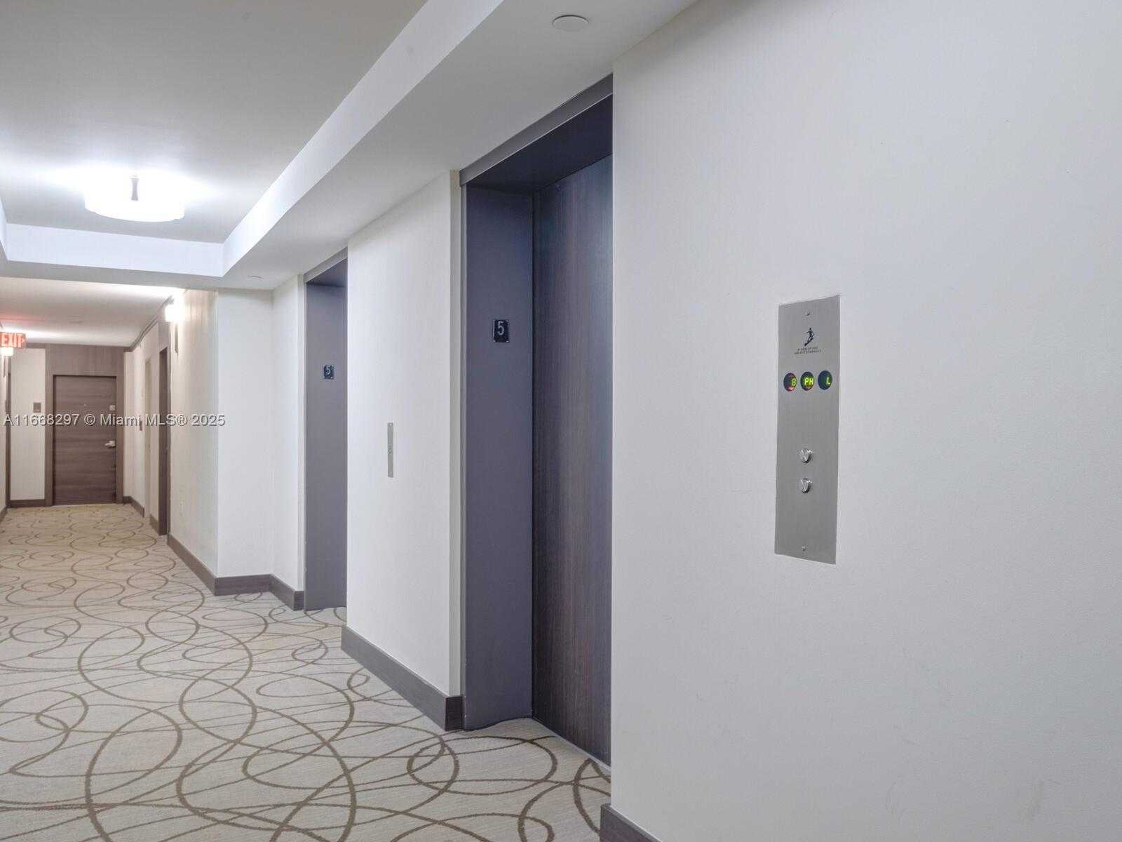 Small Image of 20505 EAST COUNTRY CLUB DR #531, Aventura Number 23