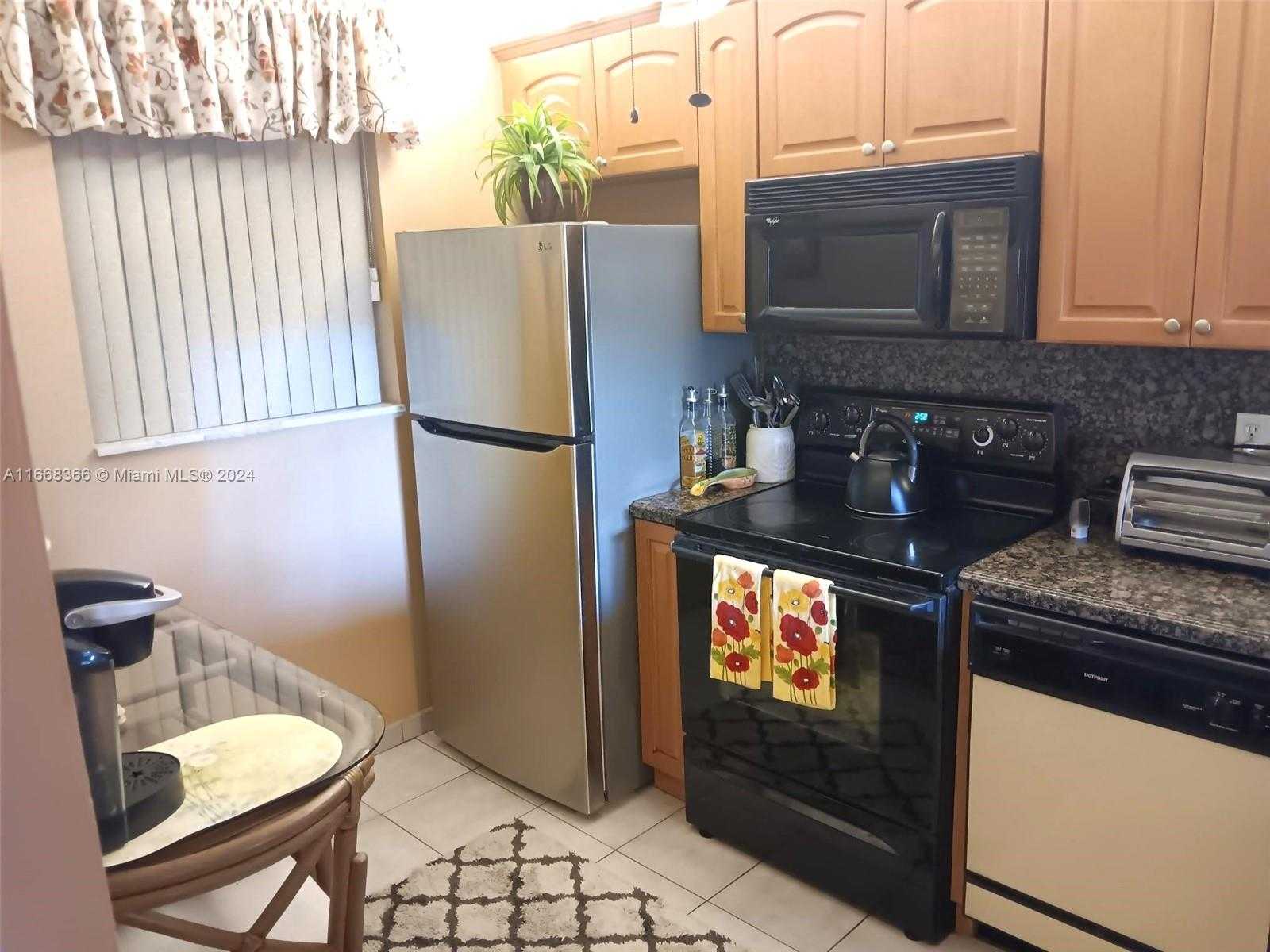 Small Image of 3545 NORTH EAST 166TH ST #306, North Miami Beach Number 3