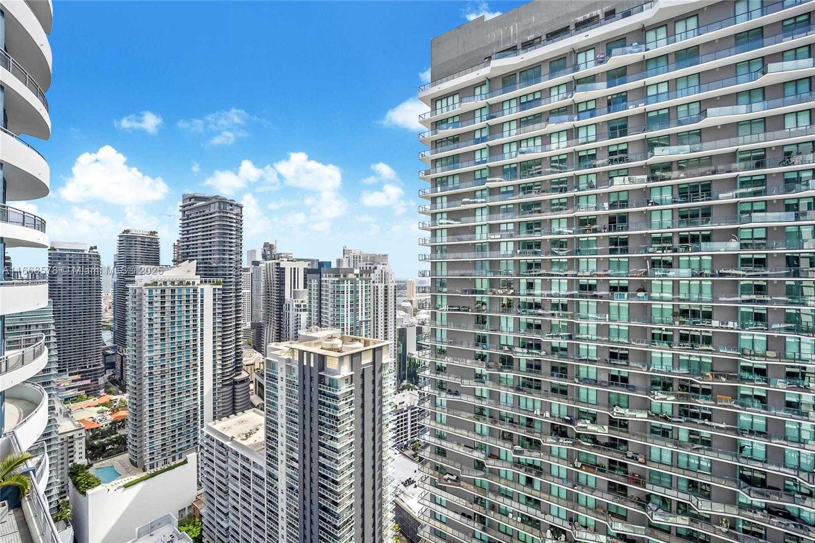 Small Image of 60 SOUTH WEST 13TH ST #4208, Miami Number 2