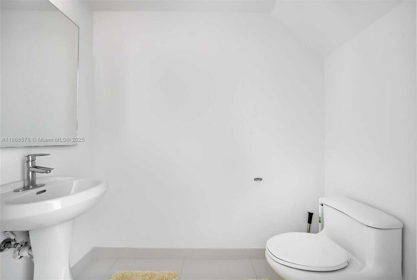 Small Image of 60 SOUTH WEST 13TH ST #4208, Miami Number 5