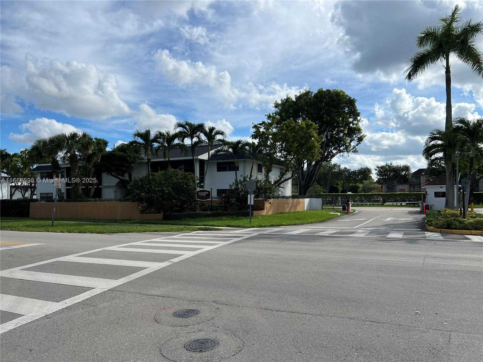 Small Image of 18935 NORTH WEST 62ND AVE #202, Hialeah Number 2
