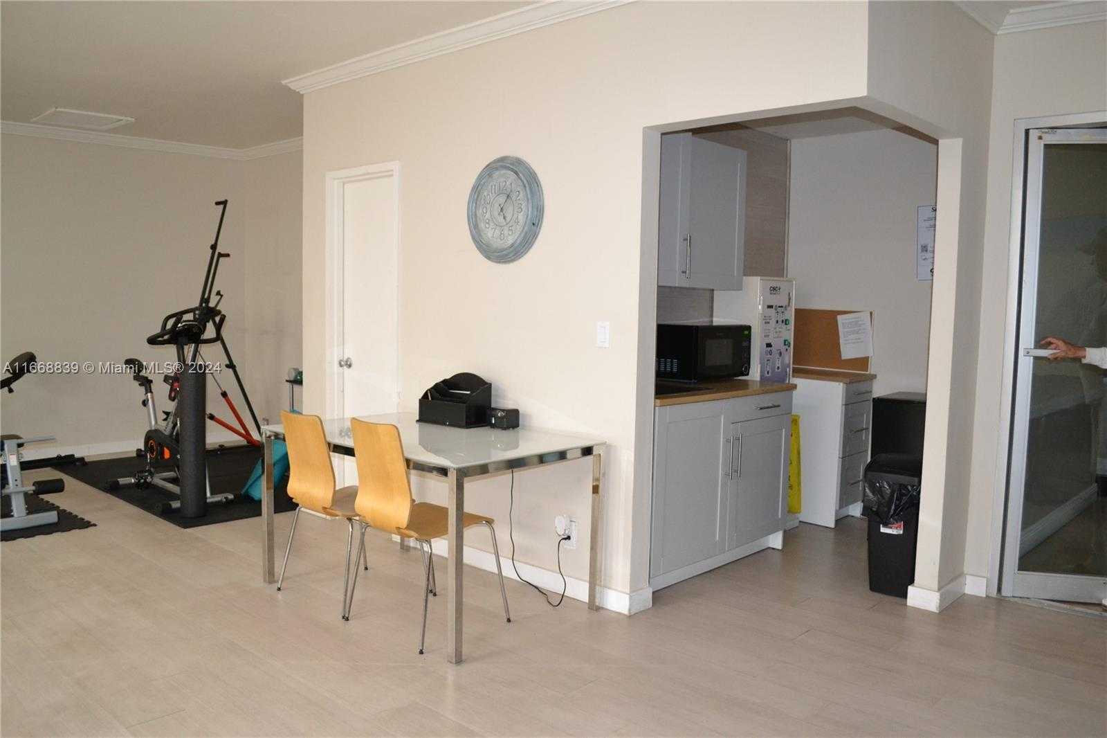 Small Image of 1050 93RD ST #7B, Bay Harbor Islands Number 19
