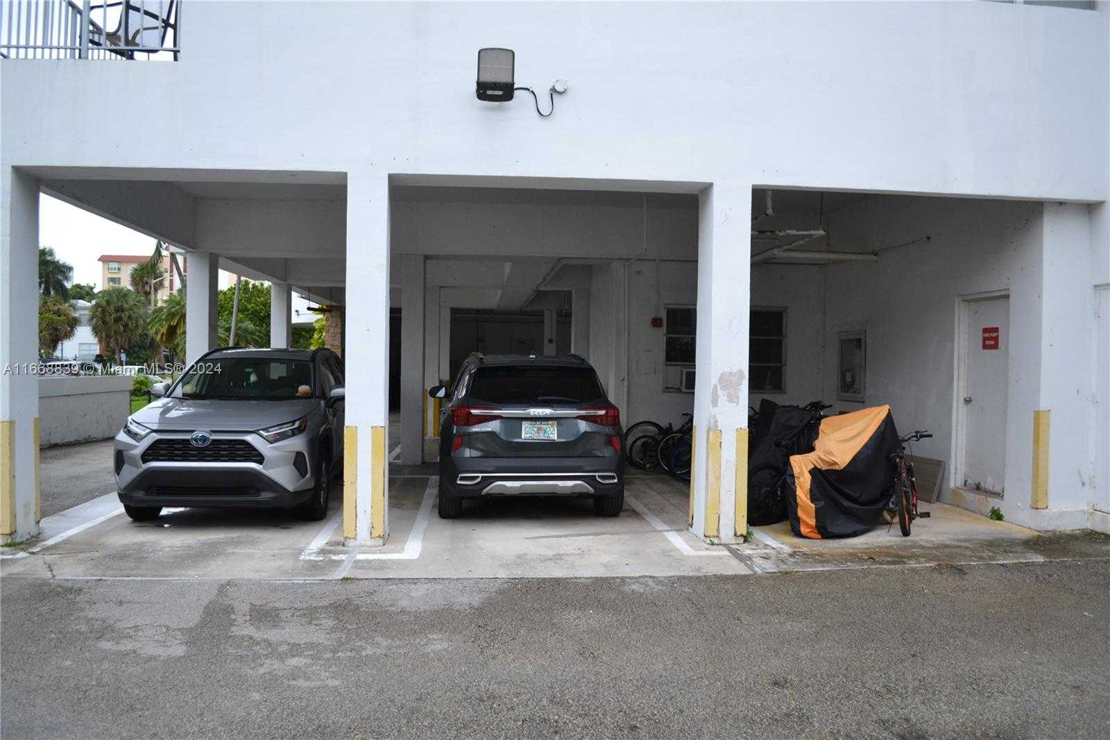 Small Image of 1050 93RD ST #7B, Bay Harbor Islands Number 22