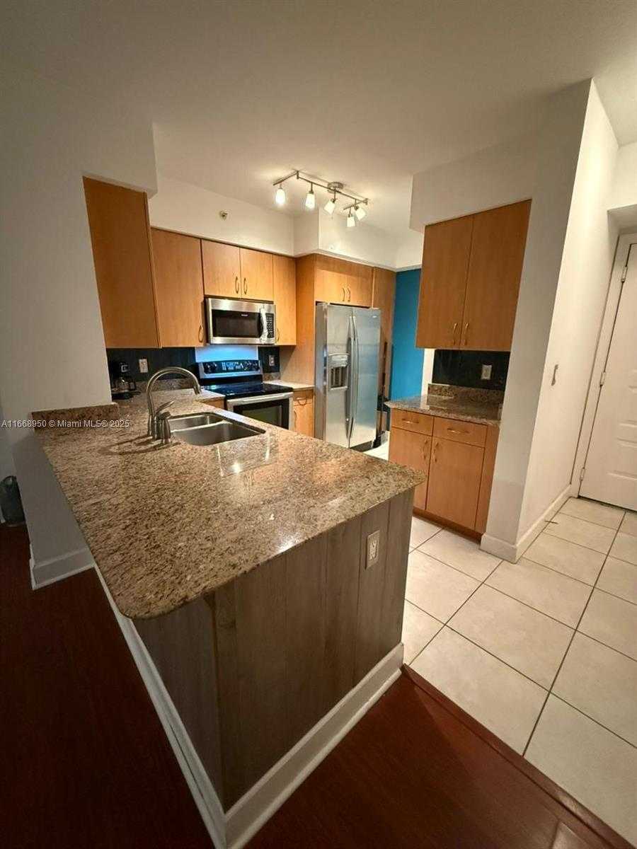 Small Image of 1830 RADIUS DR #410, Hollywood Number 4