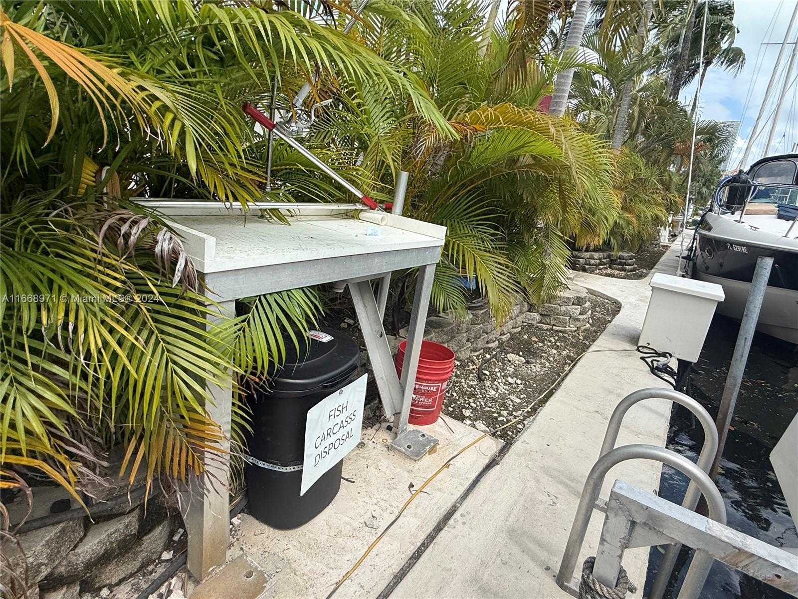 Small Image of 3660 NORTH EAST 166TH ST #101, North Miami Beach Number 4