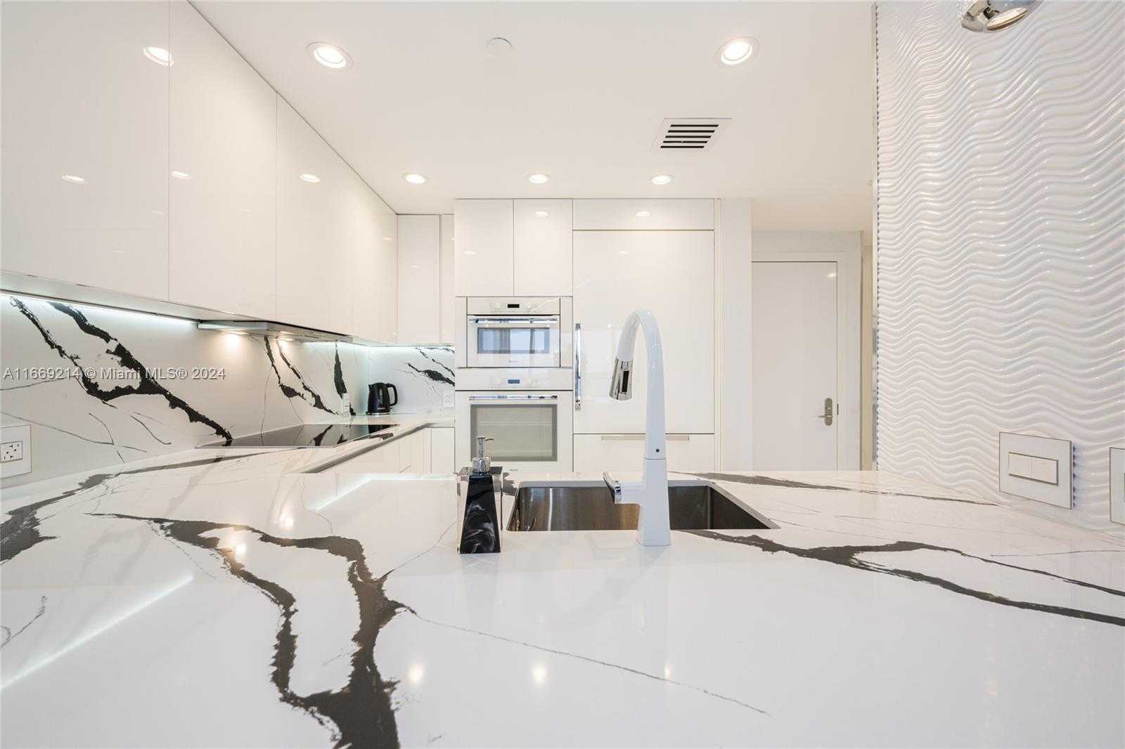Small Image of 17121 COLLINS AVE #1103, Sunny Isles Beach Number 12