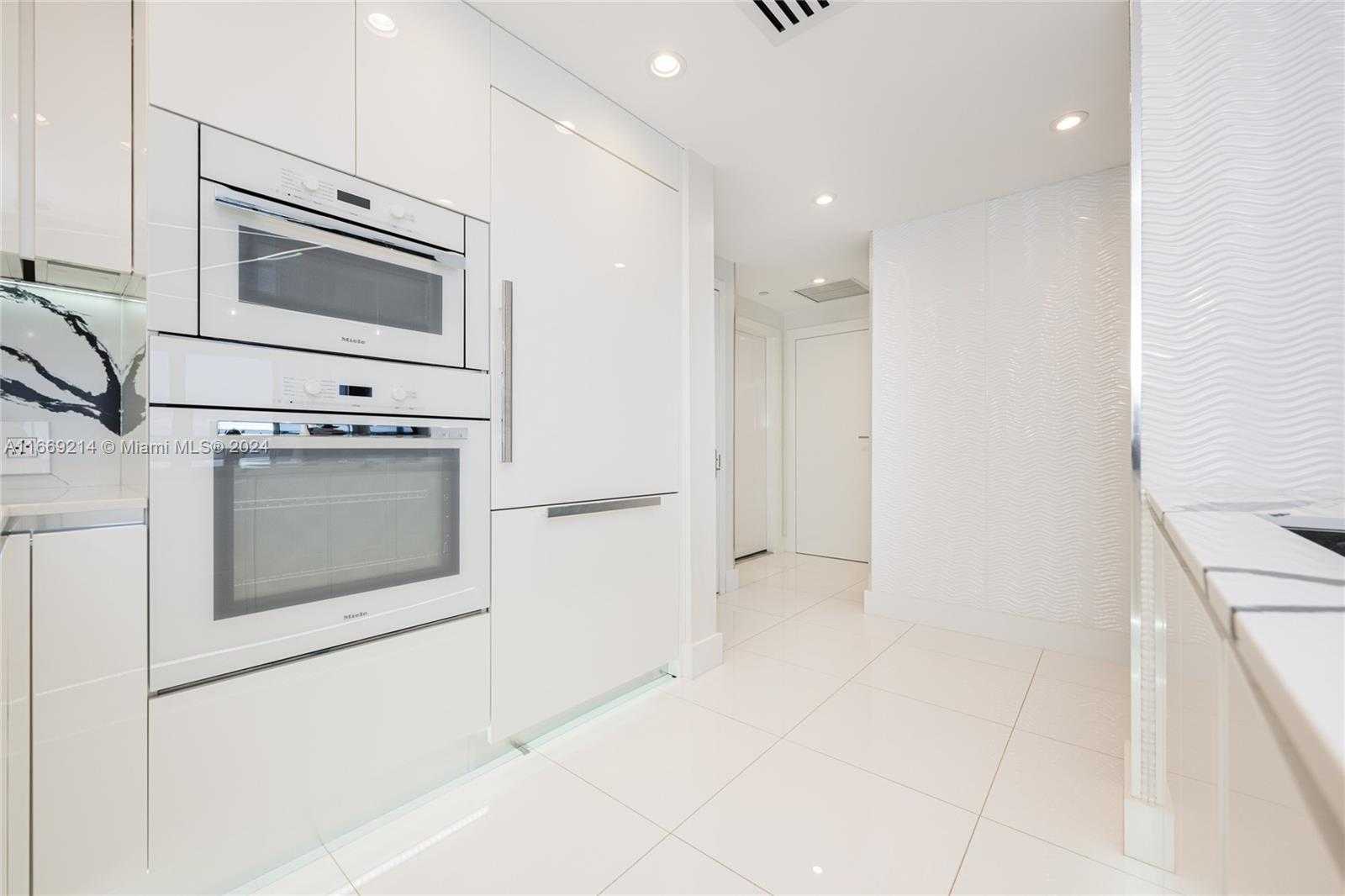 Small Image of 17121 COLLINS AVE #1103, Sunny Isles Beach Number 14