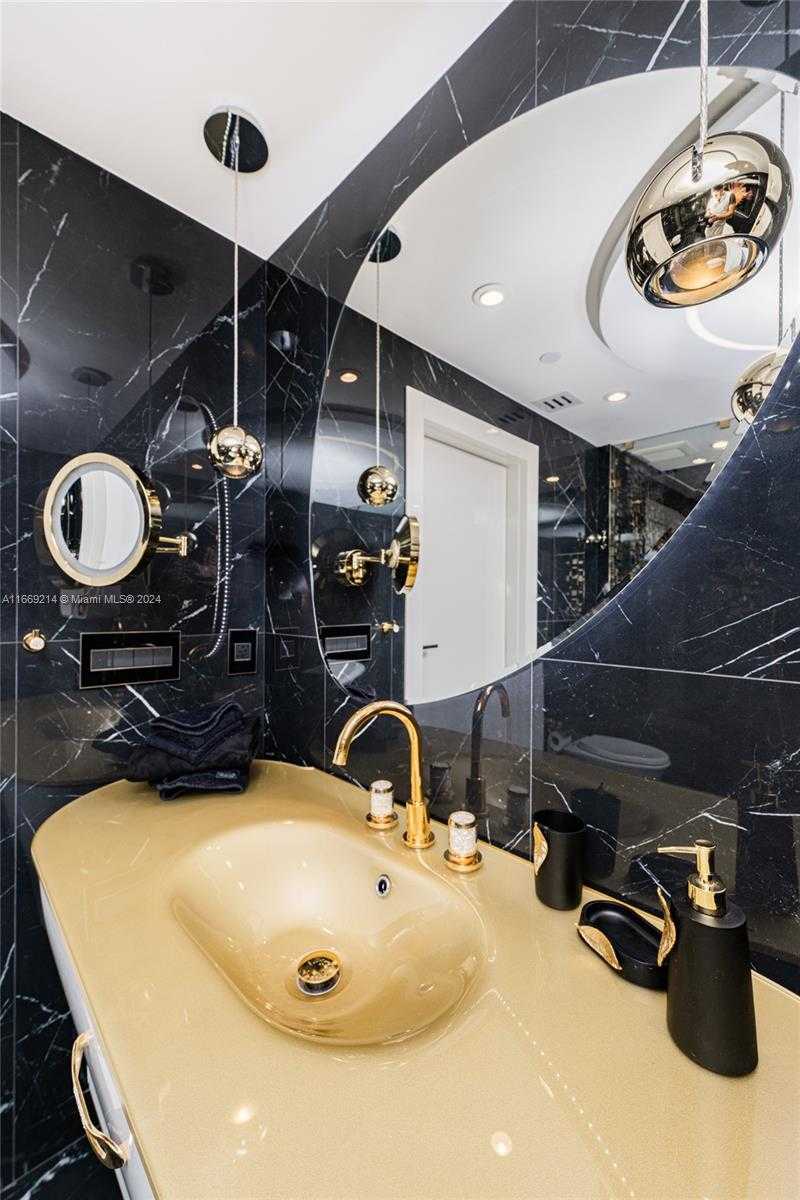 Small Image of 17121 COLLINS AVE #1103, Sunny Isles Beach Number 24