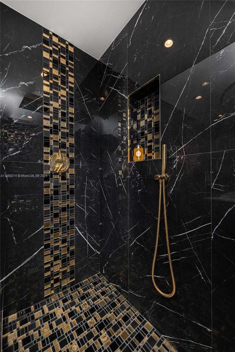 Small Image of 17121 COLLINS AVE #1103, Sunny Isles Beach Number 29