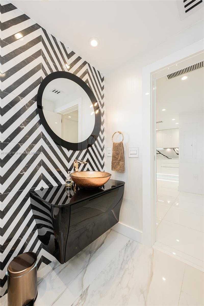 Small Image of 17121 COLLINS AVE #1103, Sunny Isles Beach Number 41