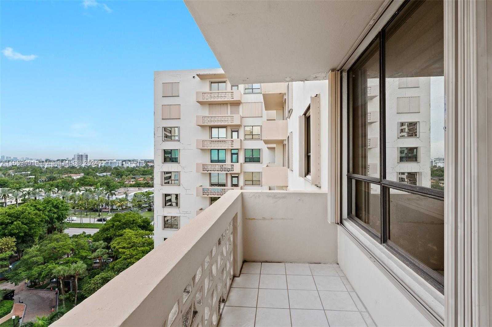Small Image of 10185 COLLINS AVE #1211, Bal Harbour Number 11