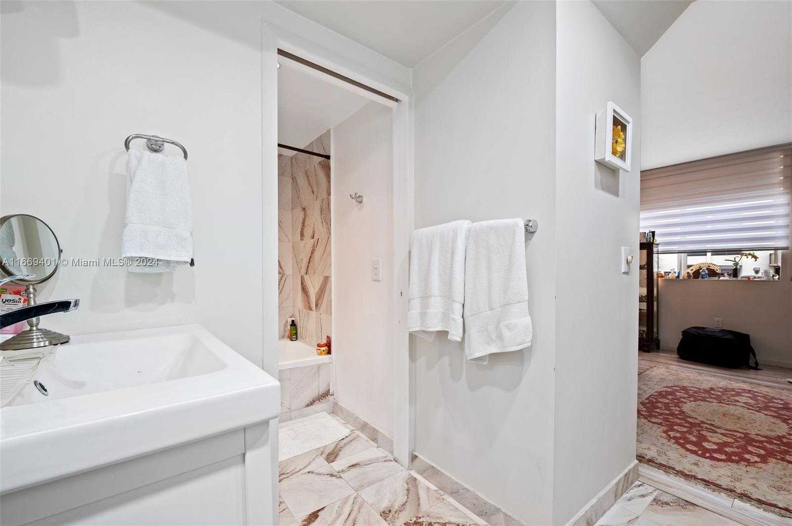 Small Image of 10185 COLLINS AVE #1211, Bal Harbour Number 18