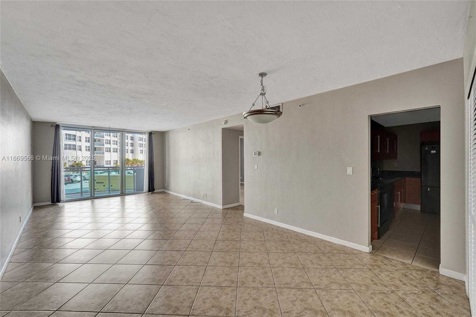 Small Image of 3001 SOUTH OCEAN DR #247, Hollywood Number 5