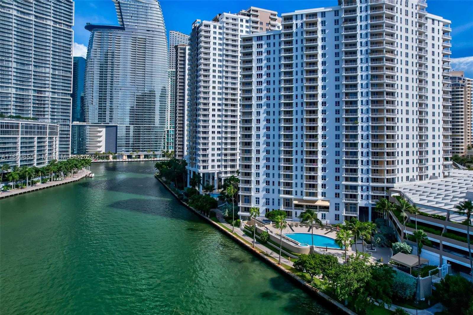 Small Image of 701 BRICKELL KEY BLVD #1108, Miami Number 4