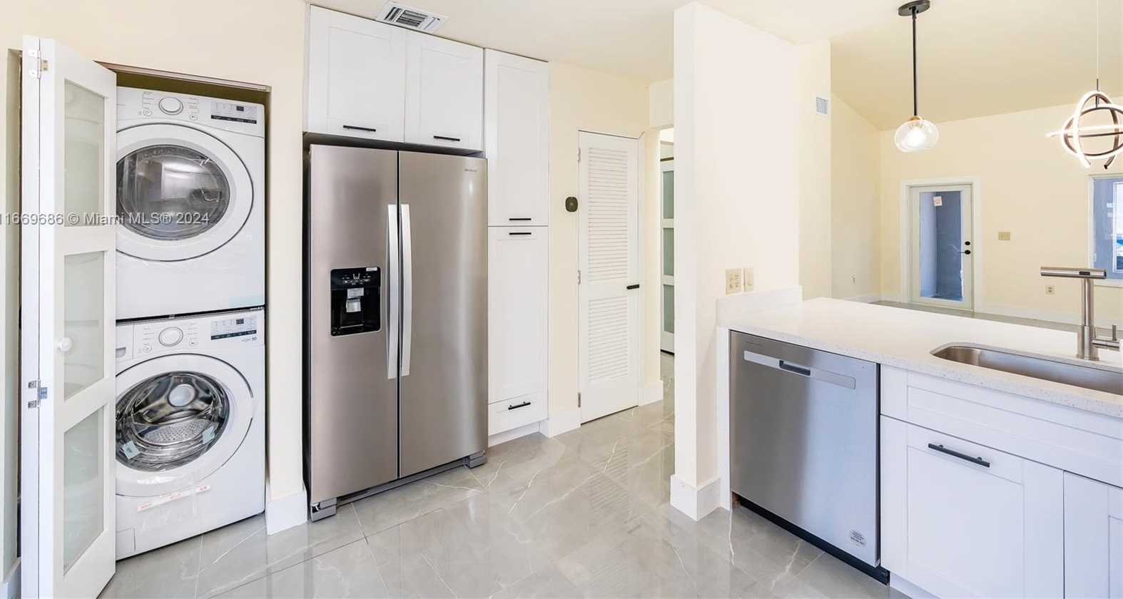 Small Image of 14797 SOUTH WEST 83RD LN, Miami Number 9
