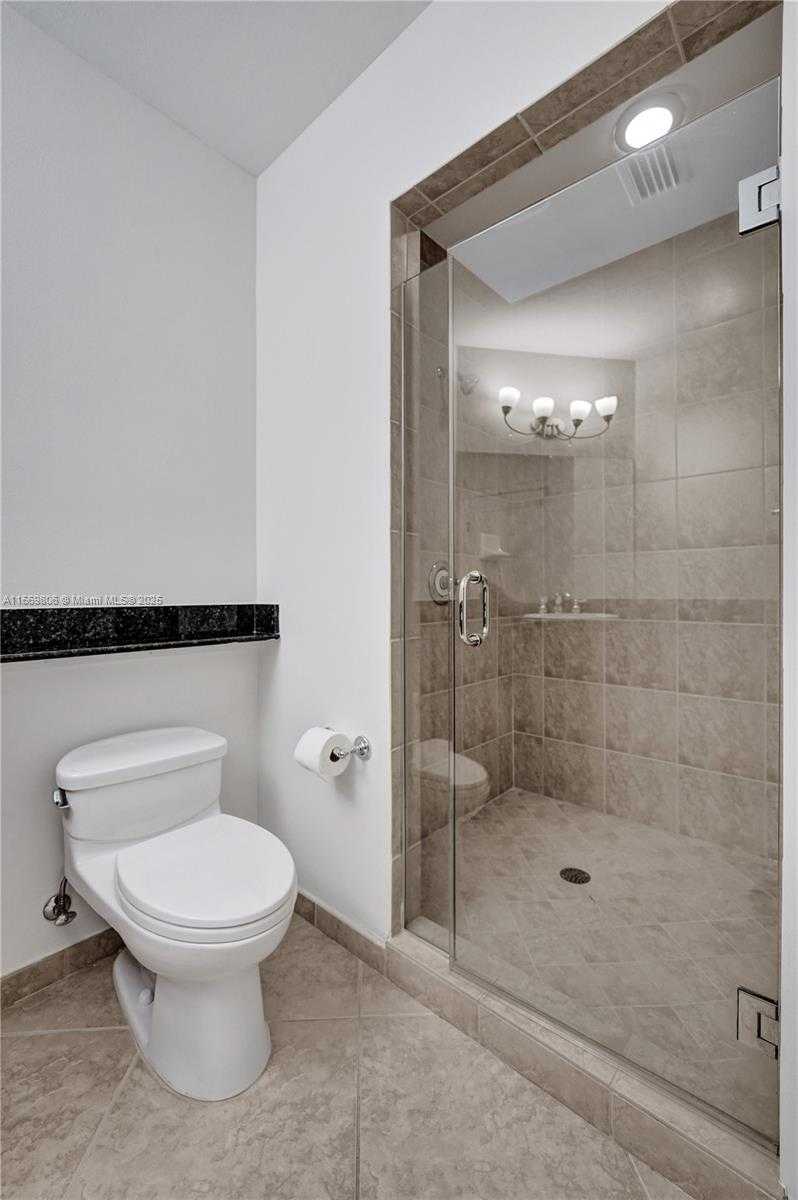 Small Image of 16102 EMERALD ESTATES DRIVE #315, Weston Number 12