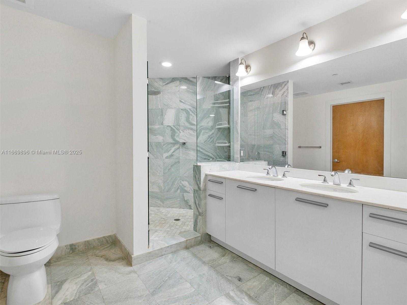 Small Image of 1060 BRICKELL AVE #3117, Miami Number 10