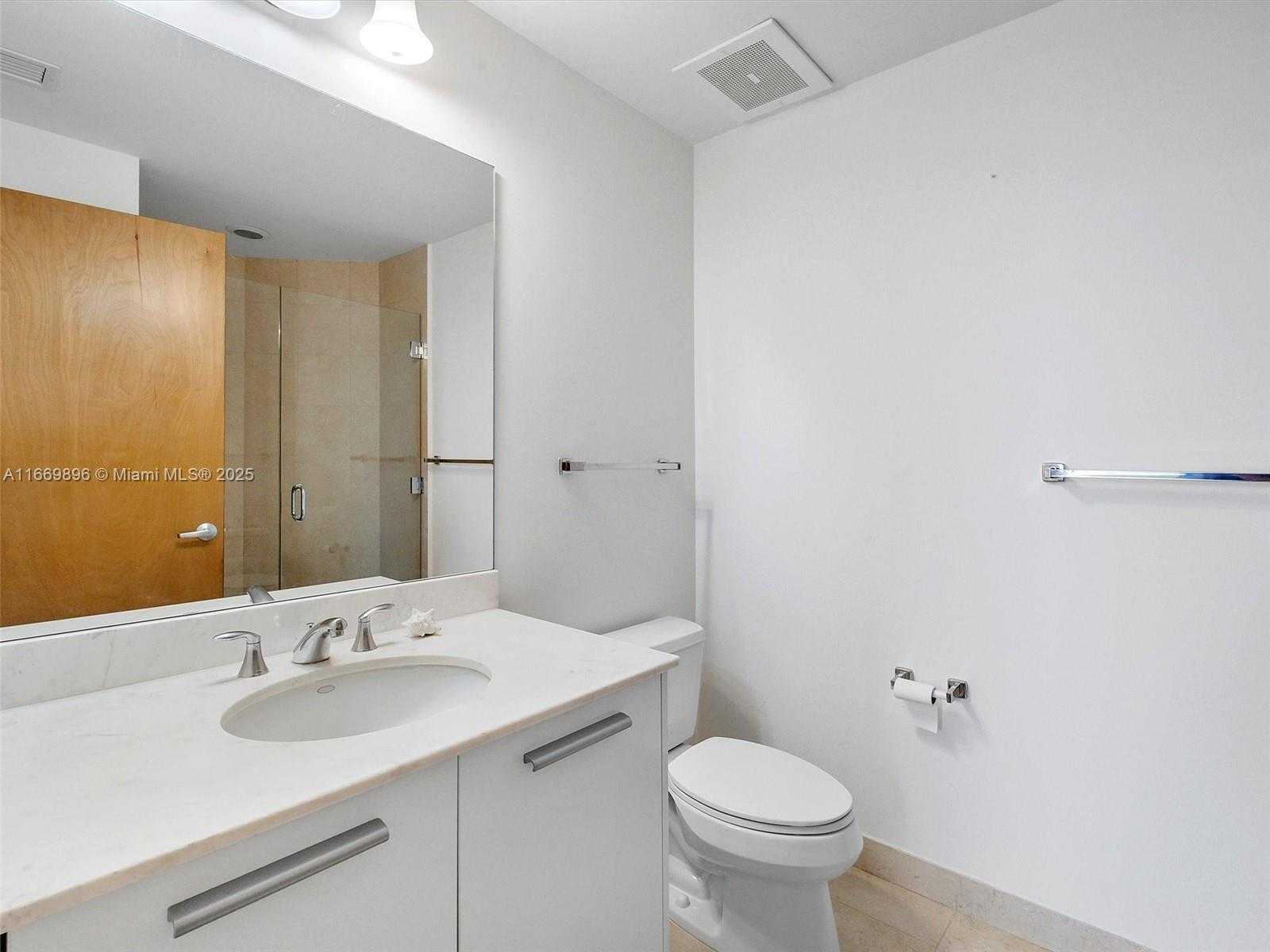 Small Image of 1060 BRICKELL AVE #3117, Miami Number 28