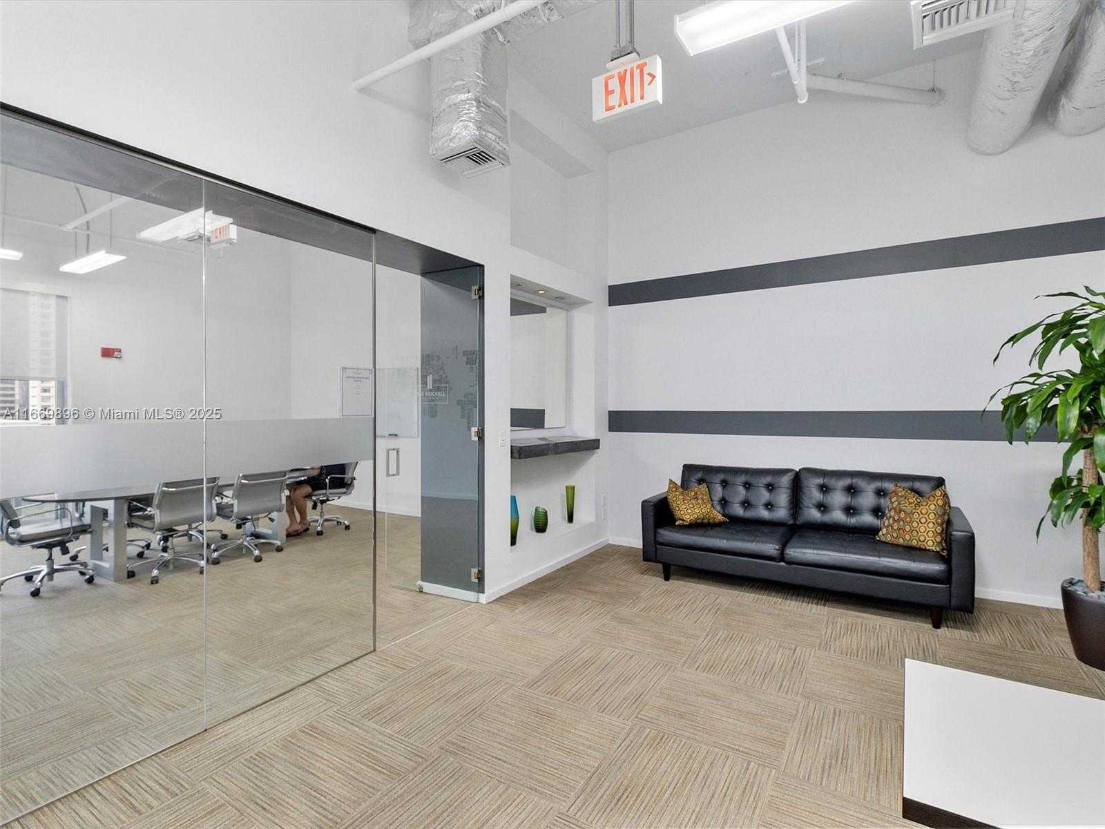 Small Image of 1060 BRICKELL AVE #3117, Miami Number 35