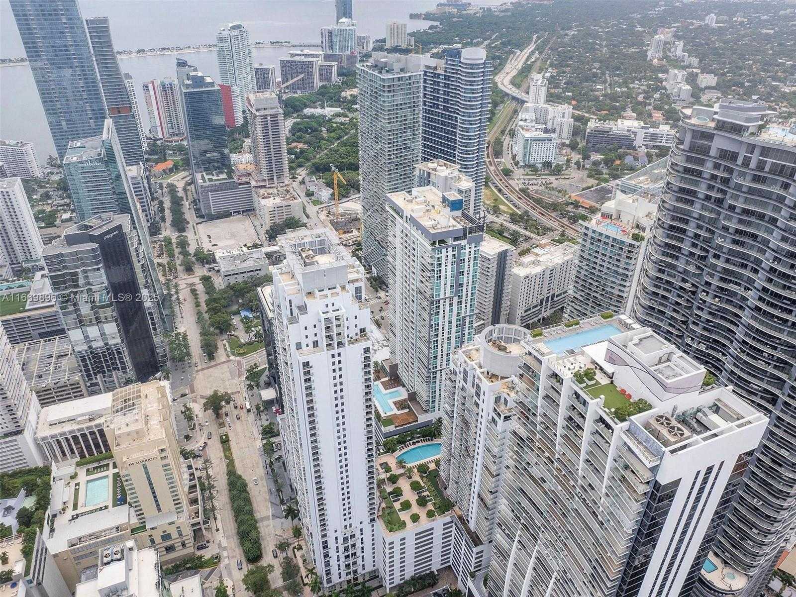 Small Image of 1060 BRICKELL AVE #3117, Miami Number 62