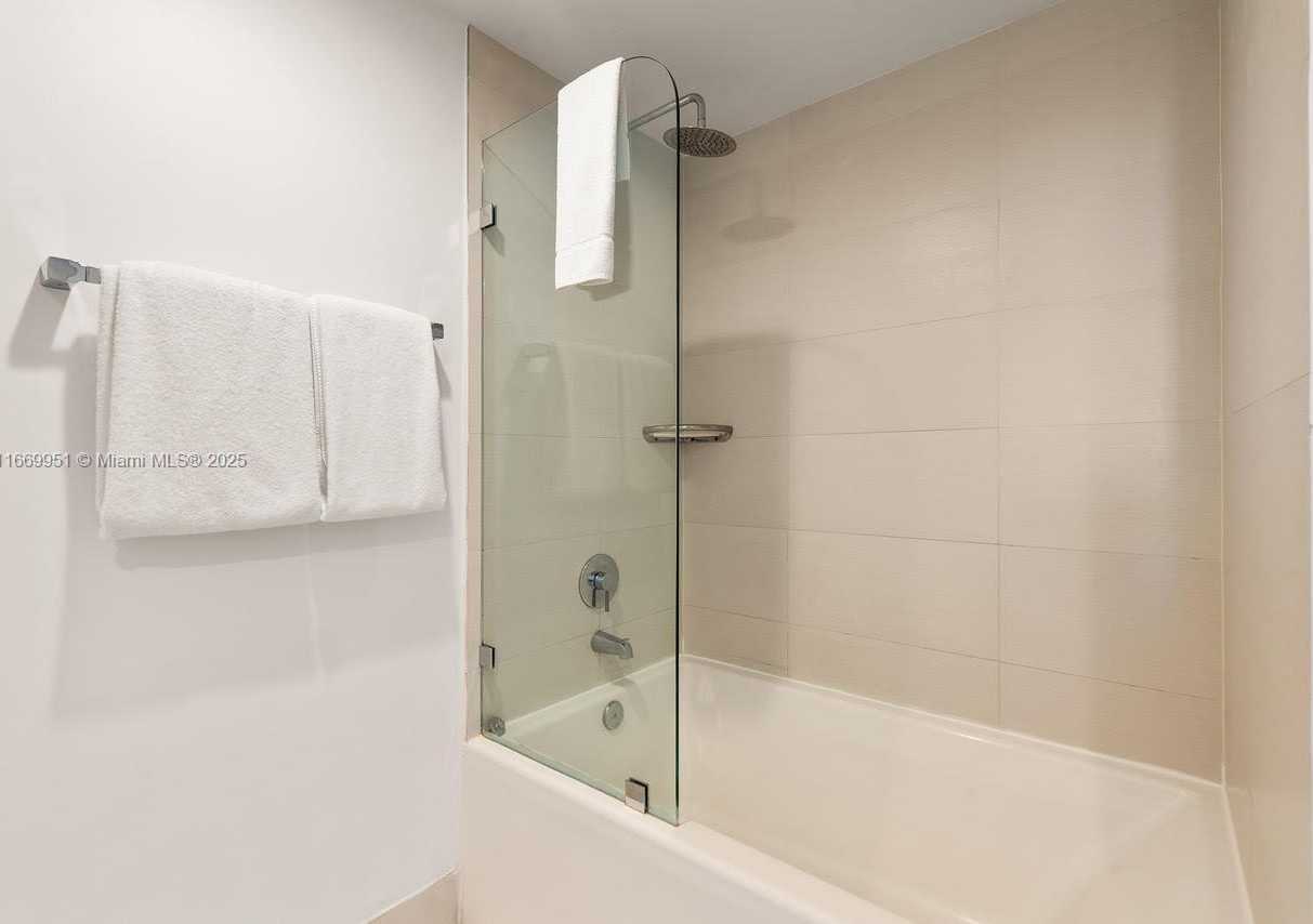 Small Image of 2602 EAST HALLANDALE BEACH BLVD #R2306, Hallandale Beach Number 22