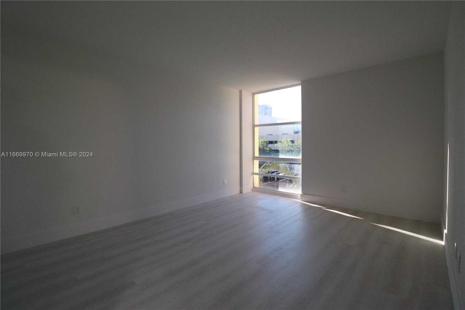 Small Image of 210 172ND ST #332, Sunny Isles Beach Number 12