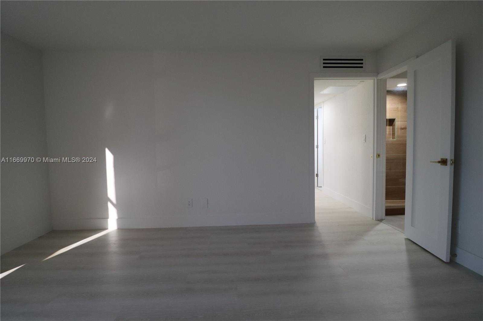 Small Image of 210 172ND ST #332, Sunny Isles Beach Number 14