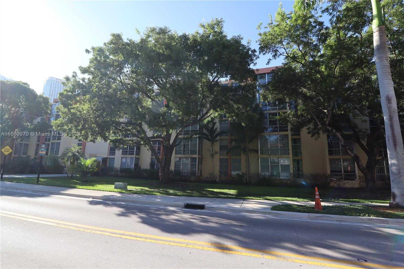 Small Image of 210 172ND ST #332, Sunny Isles Beach Number 25