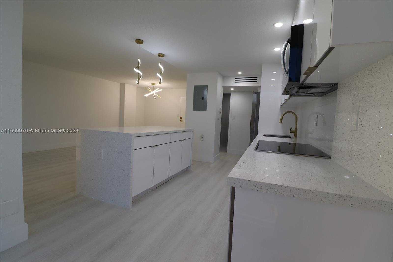 Small Image of 210 172ND ST #332, Sunny Isles Beach Number 8