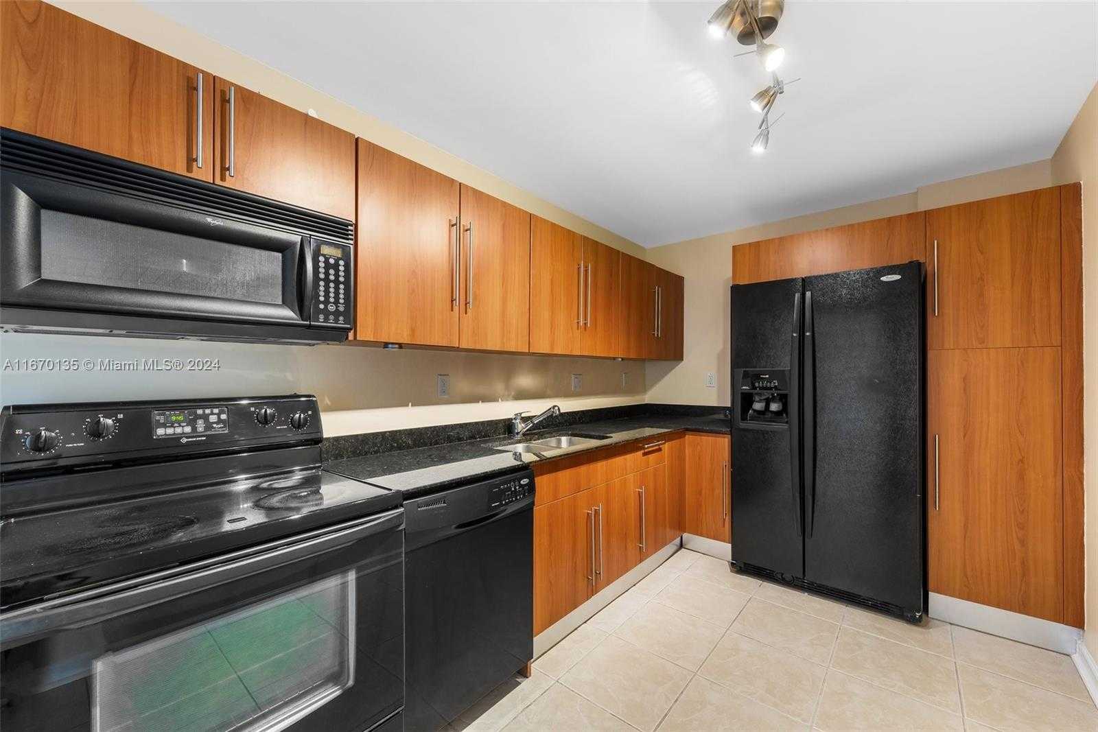 Small Image of 3001 SOUTH OCEAN DR #429, Hollywood Number 7