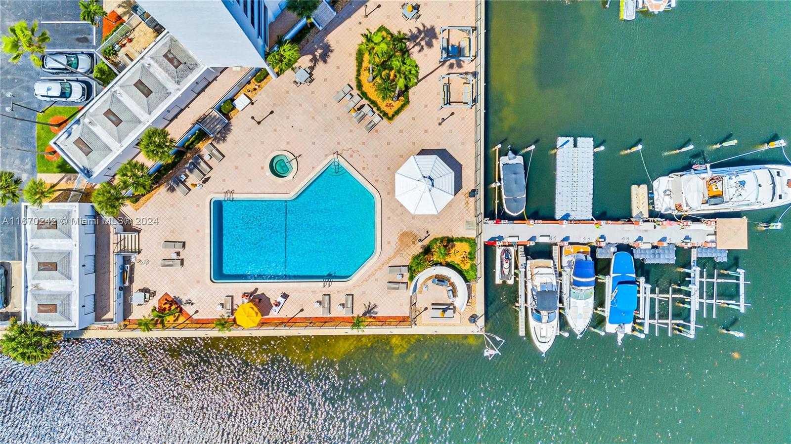 Small Image of 300 THREE ISLANDS BLVD #815, Hallandale Beach Number 4