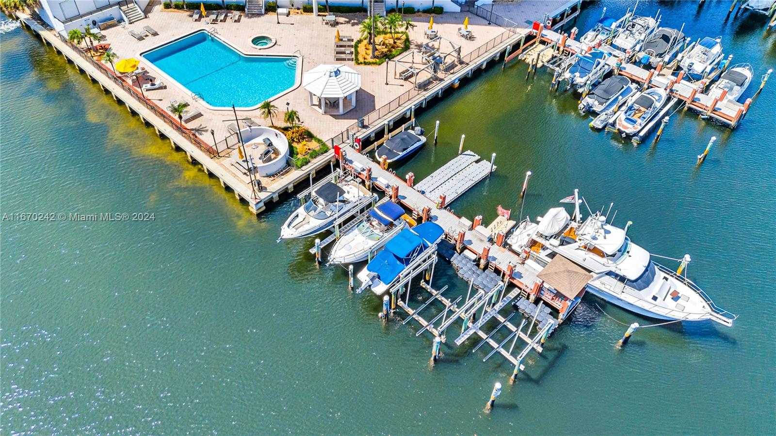 Small Image of 300 THREE ISLANDS BLVD #815, Hallandale Beach Number 5