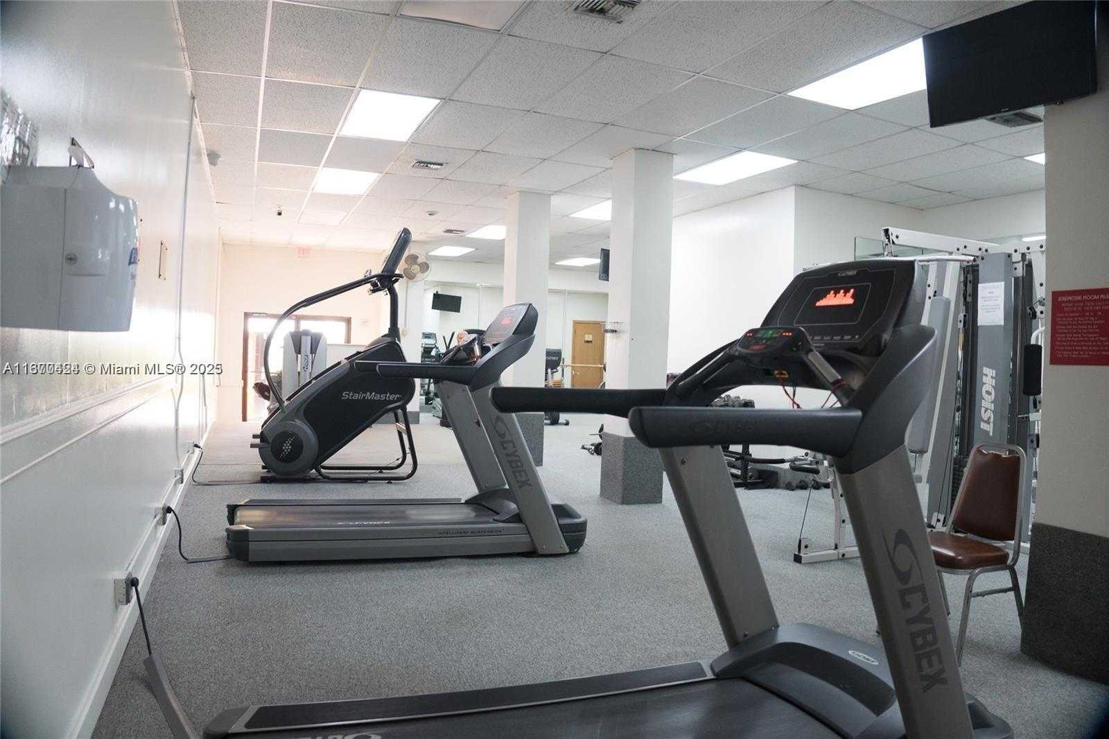 Small Image of 3800 SOUTH OCEAN DR #1407, Hollywood Number 27