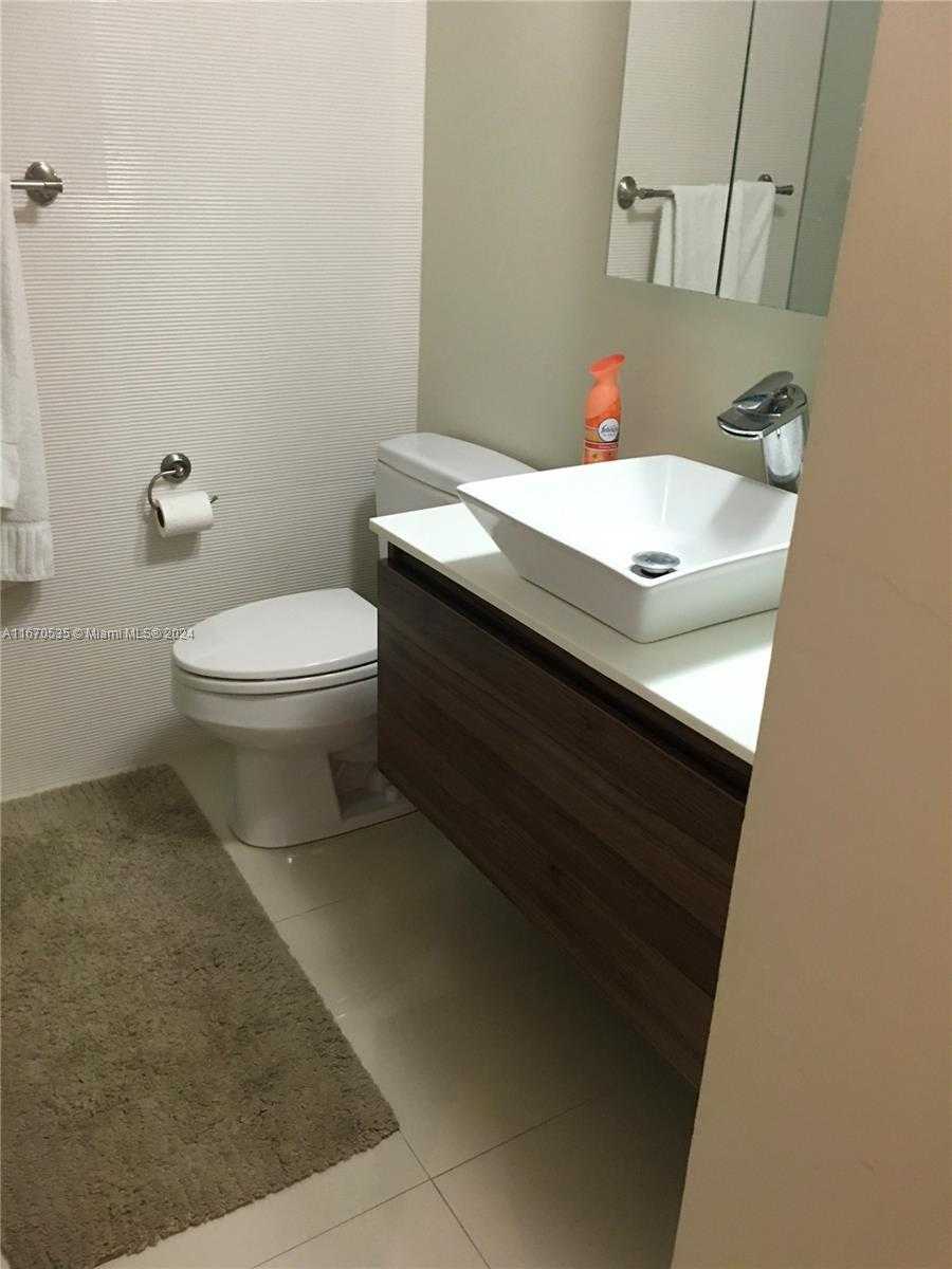 Small Image of 5161 COLLINS AVE #801, Miami Beach Number 19