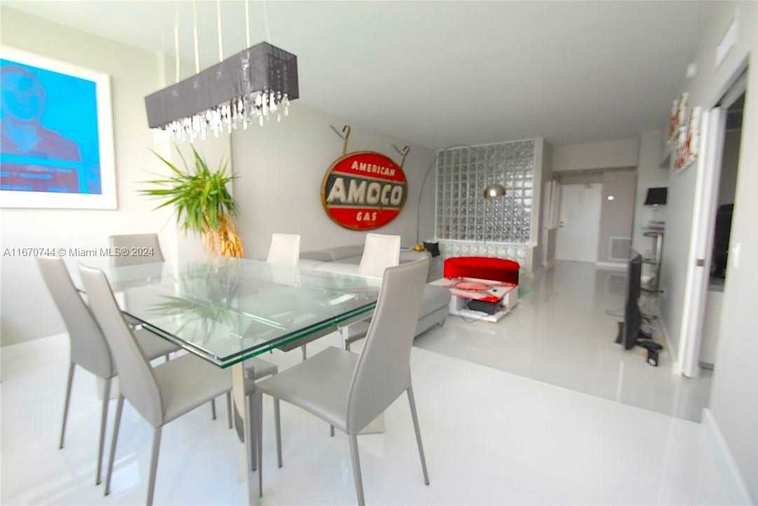 Small Image of 800 WEST AVE #PH27, Miami Beach Number 2