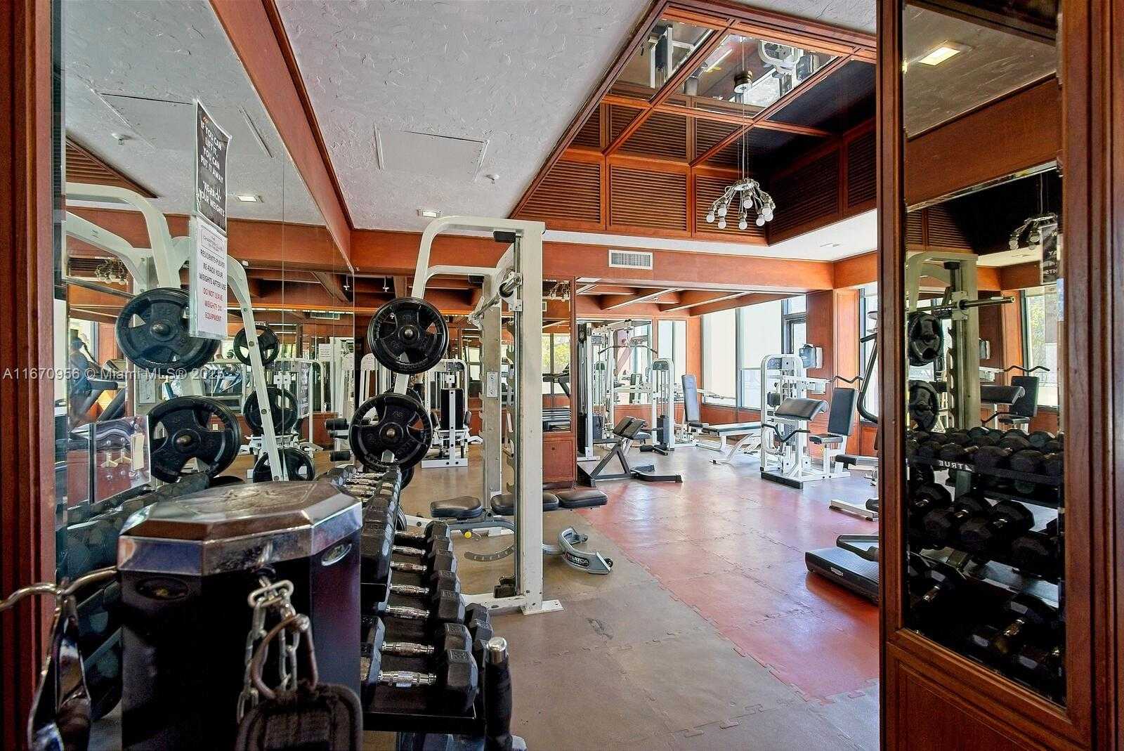Small Image of 600 NORTH EAST 36TH ST #423, Miami Number 19