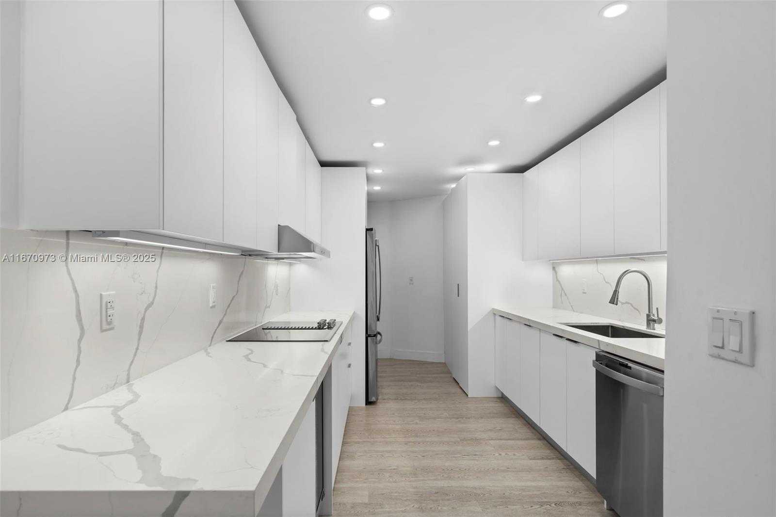Small Image of 1121 CRANDON BLVD #E105, Key Biscayne Number 13