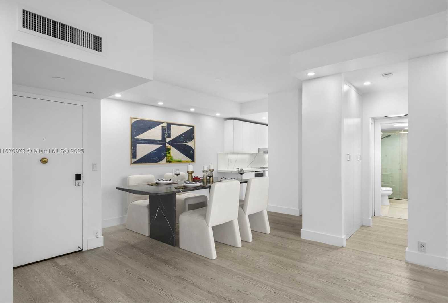 Small Image of 1121 CRANDON BLVD #E105, Key Biscayne Number 2