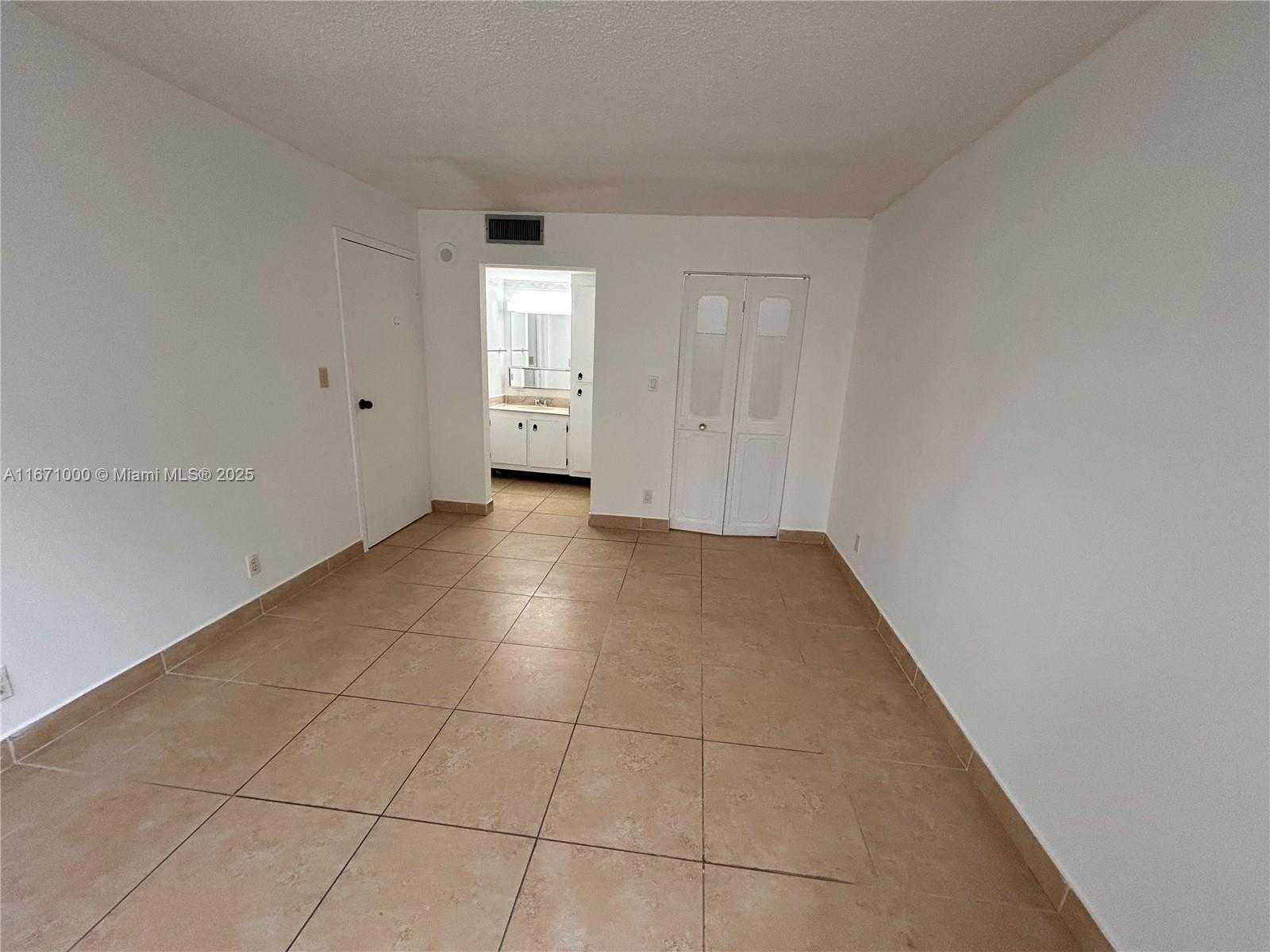 Small Image of 16919 NORTH BAY RD #204, Sunny Isles Beach Number 29