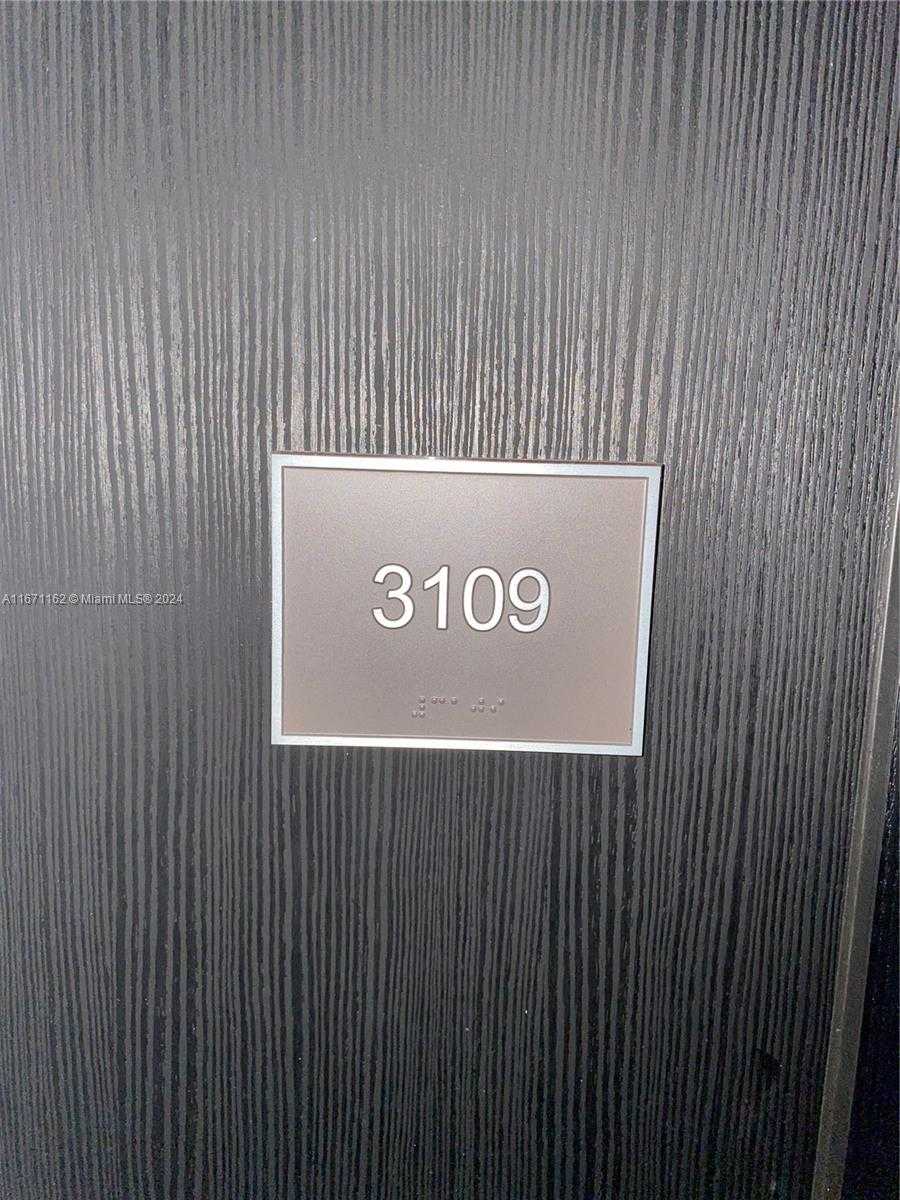 Small Image of 1850 SOUTH OCEAN DR #3109, Hallandale Beach Number 3