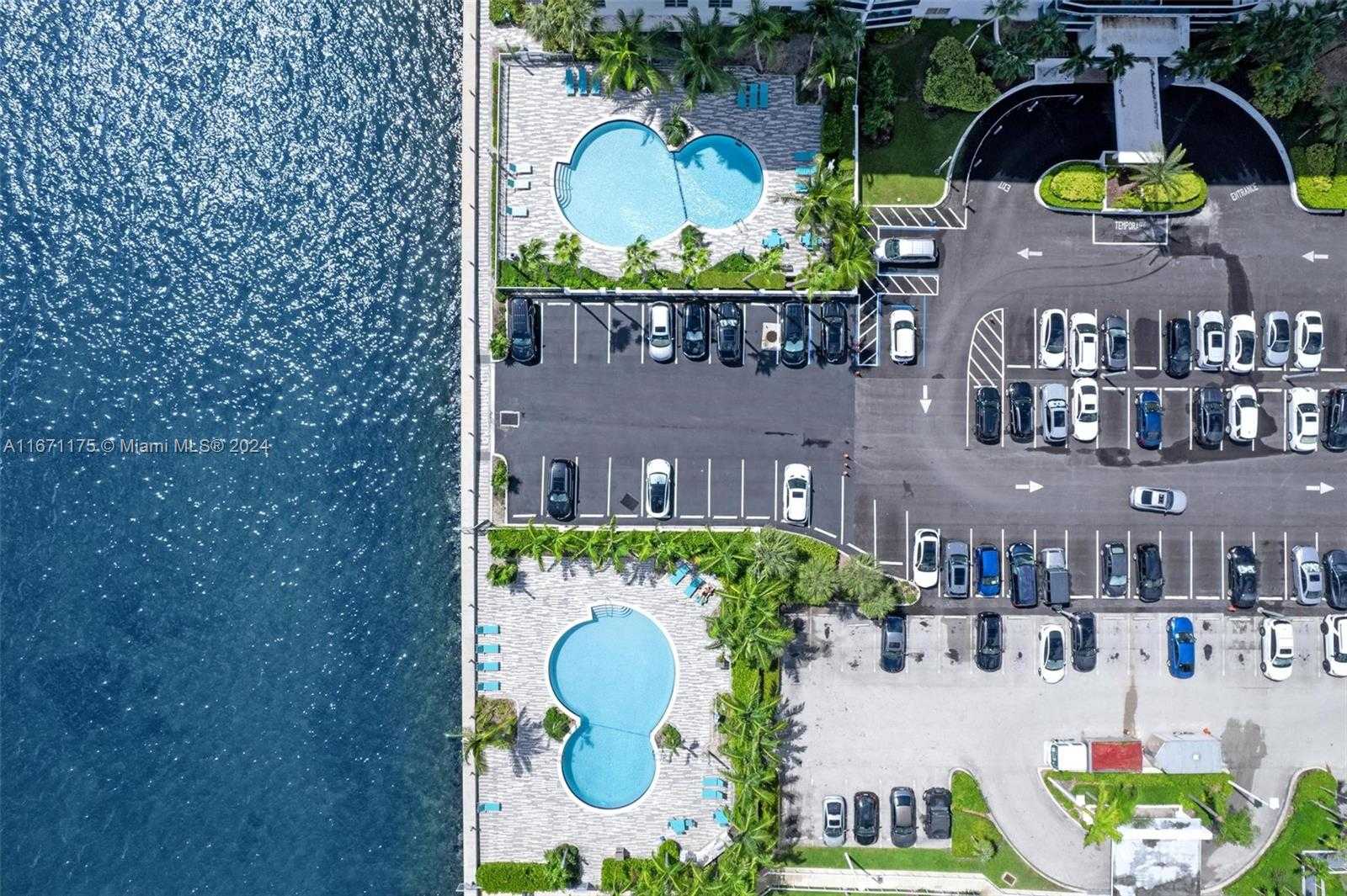 Small Image of 7501 EAST TREASURE DR #3M, North Bay Village Number 19