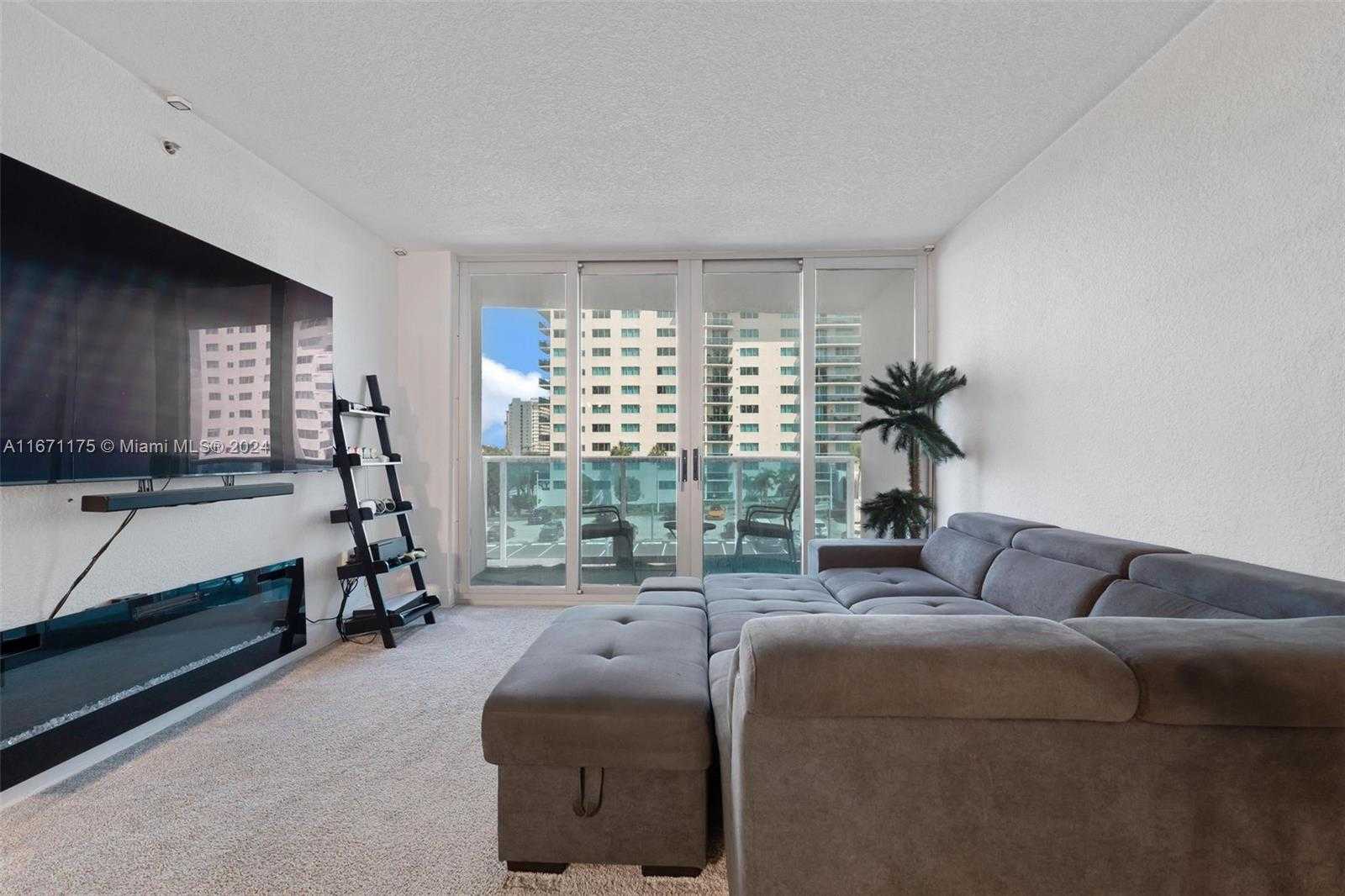 Small Image of 7501 EAST TREASURE DR #3M, North Bay Village Number 2